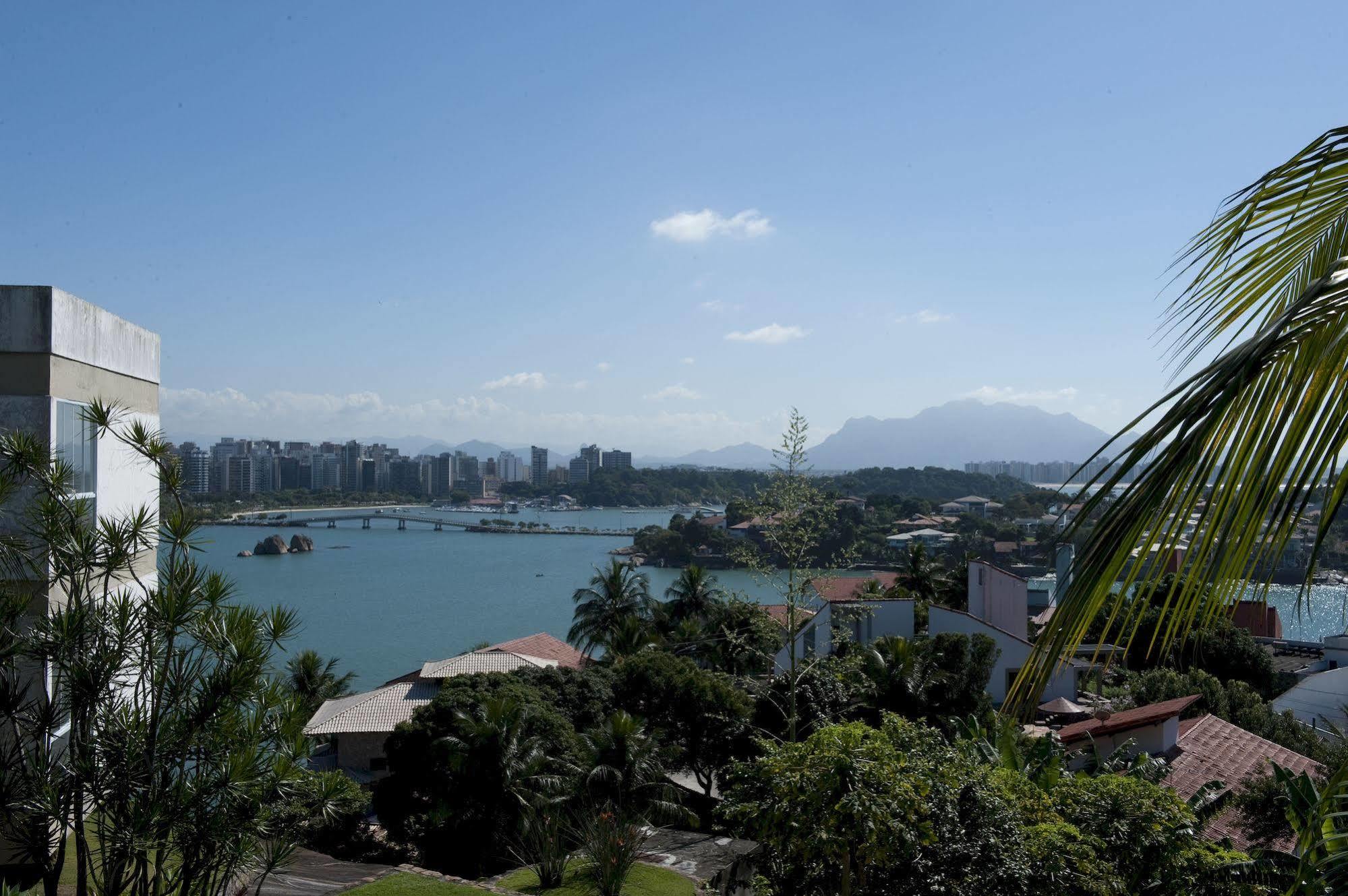 Hotel Senac Ilha Do Boi Vitoria Ngoại thất bức ảnh View of the city of Florianópolis